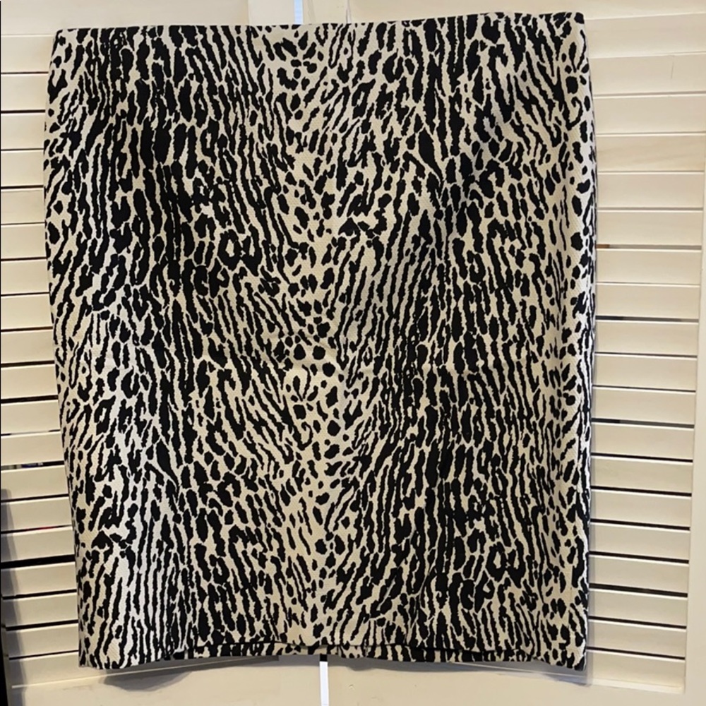 Animal print pencil skirt